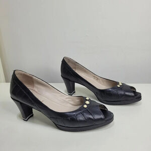 Oh! Jacy Black Nappa Soft Leather Open Toe Pump with Pearl Accent Size Women 11